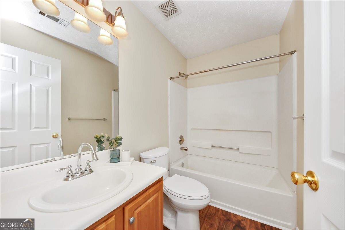 1338 Gates Drive Atlanta - 23