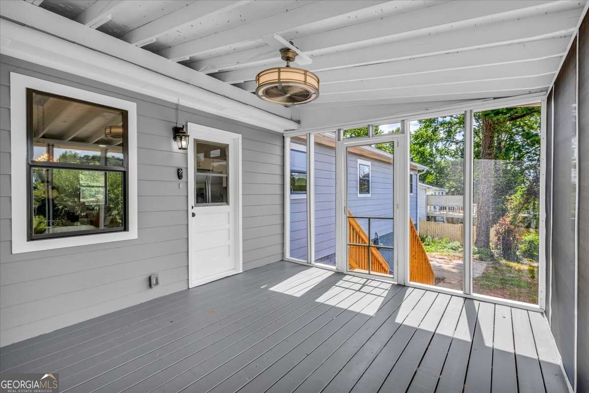 6607 Forestdale Lane Douglasville - 24