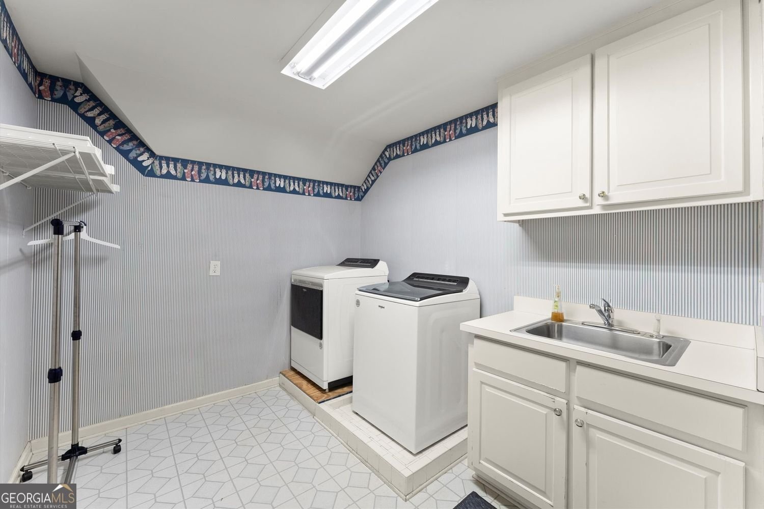 15 Vickwood Court NE Marietta - 48