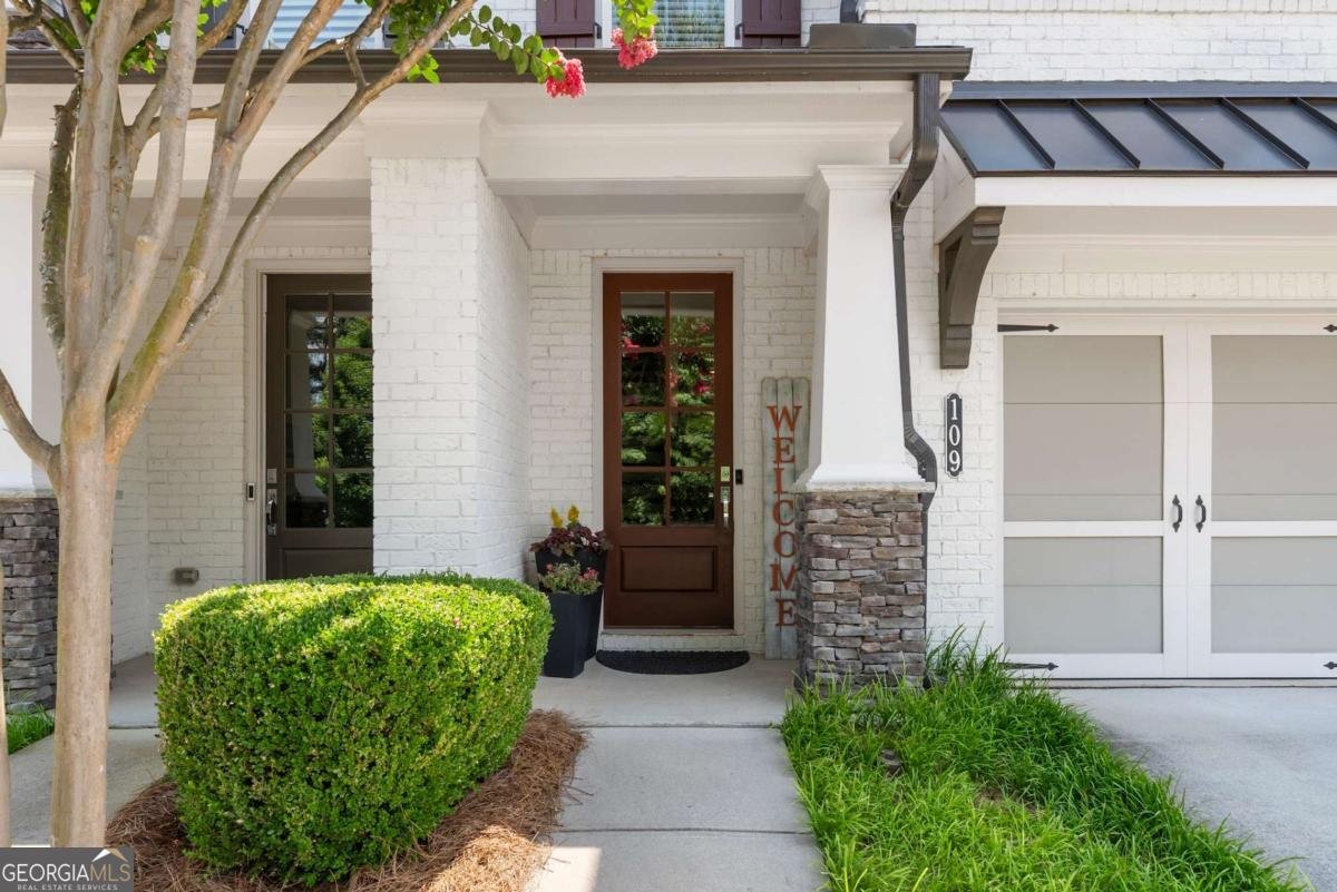 109 Bellehaven Drive Woodstock - 2