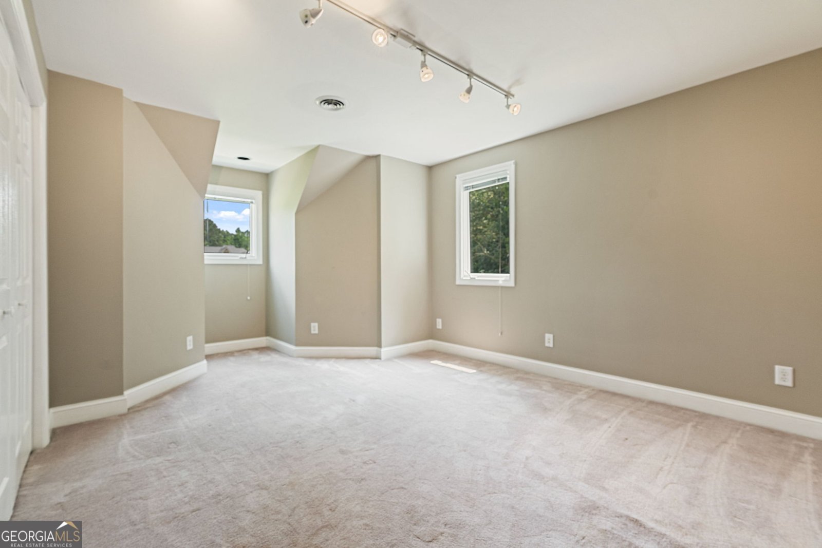 6685 Driskell Road Cumming - 32