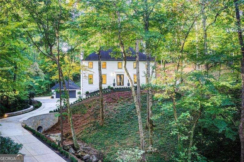 6090 River Chase Circle Atlanta - 2