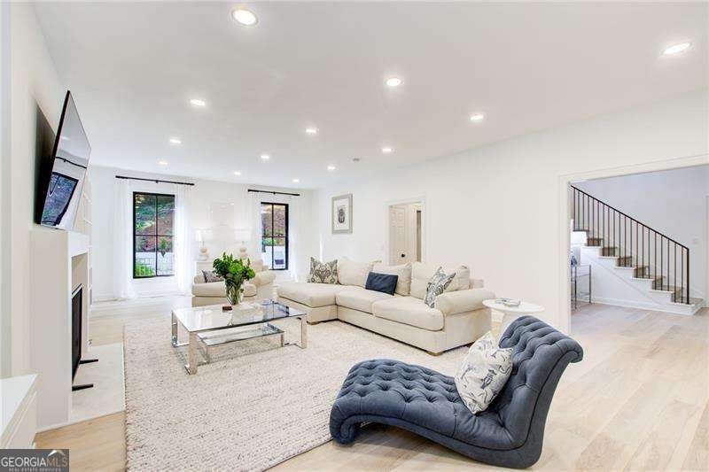 6090 River Chase Circle Atlanta - 29
