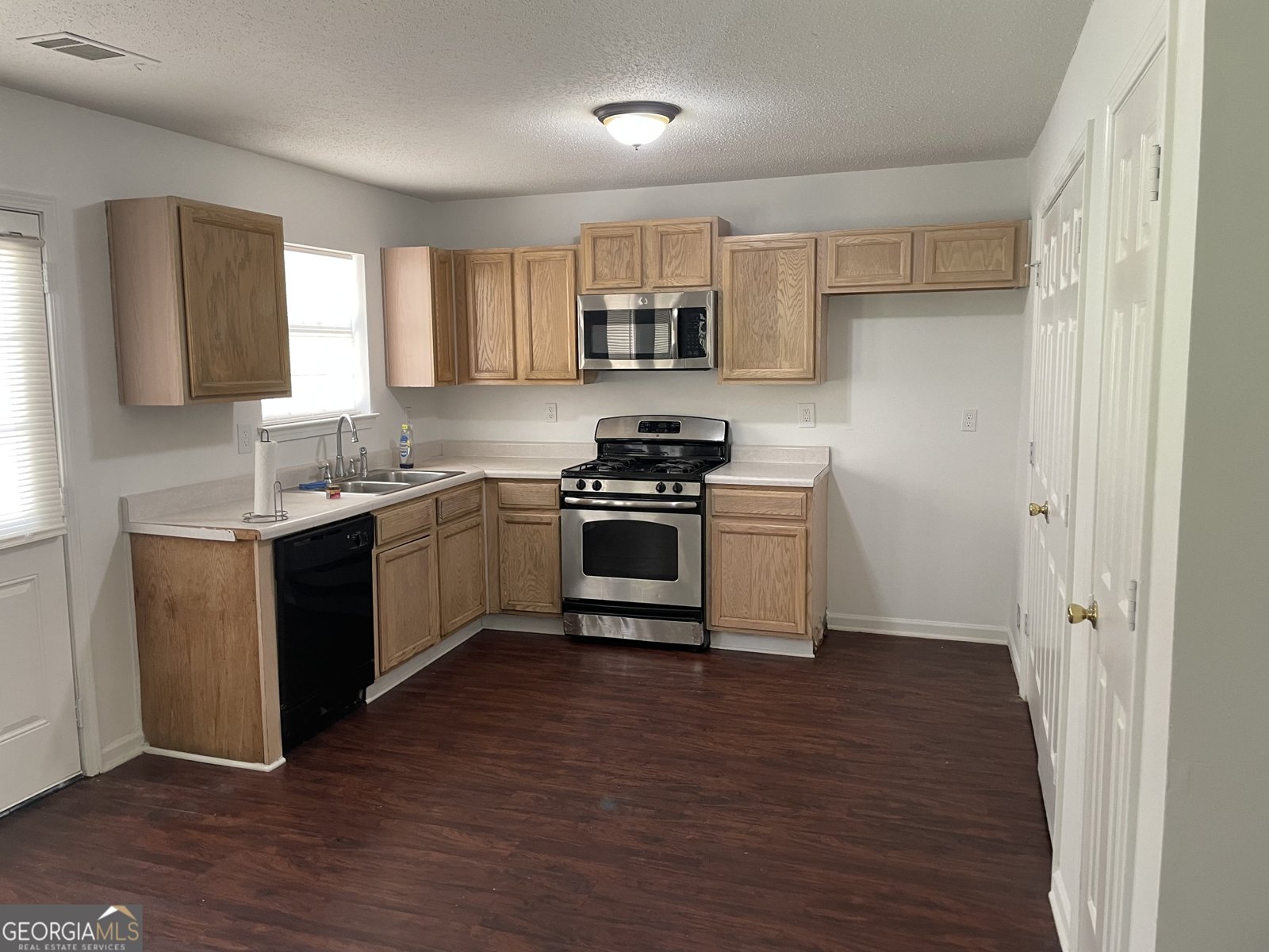 6372 Stonebridge Creek Lane Lithonia - 2
