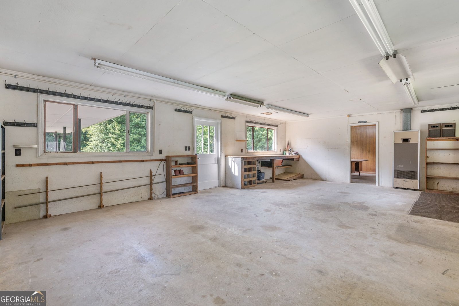 4847 Lakewood Drive Acworth - 48