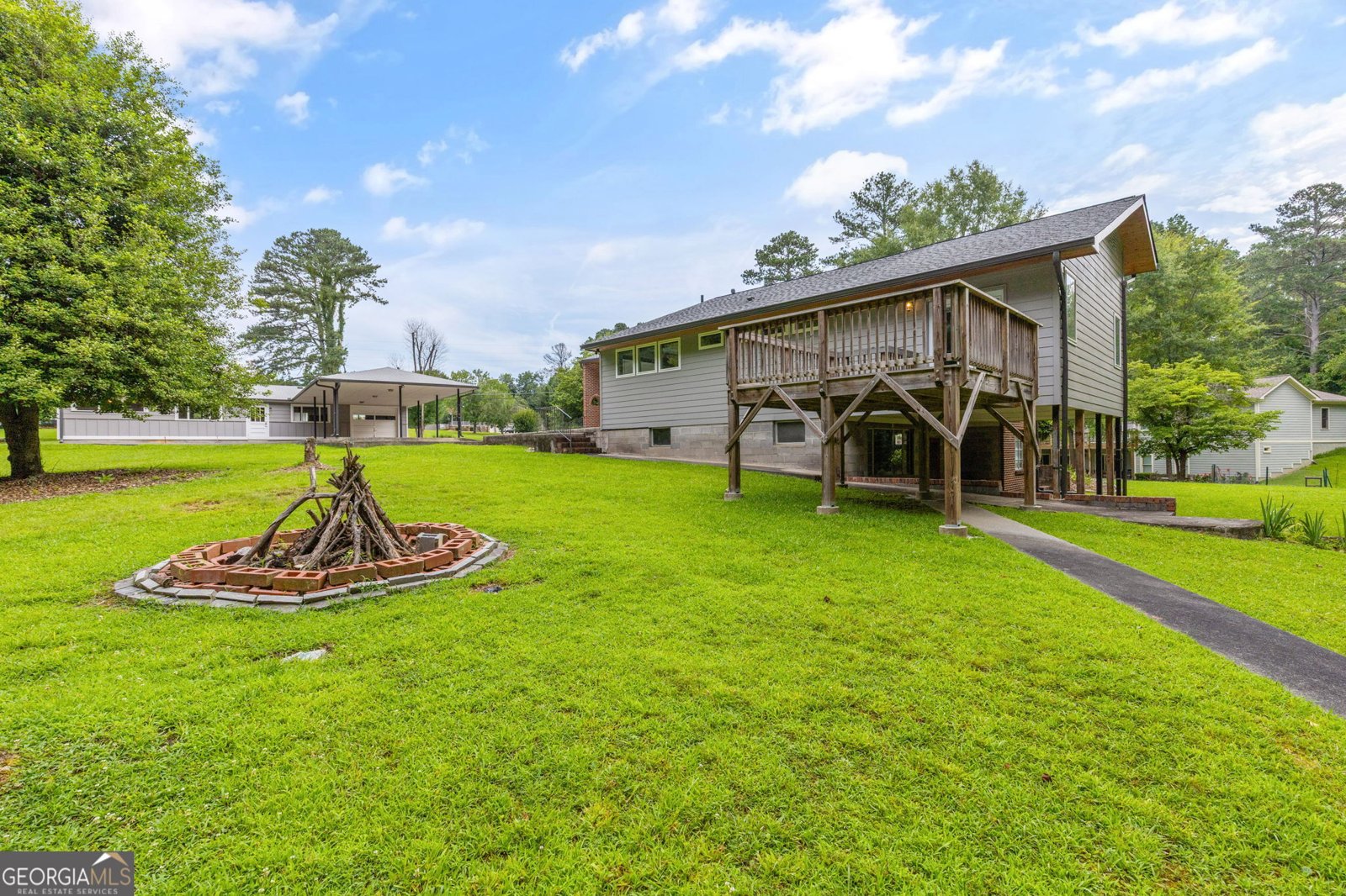 4847 Lakewood Drive Acworth - 63