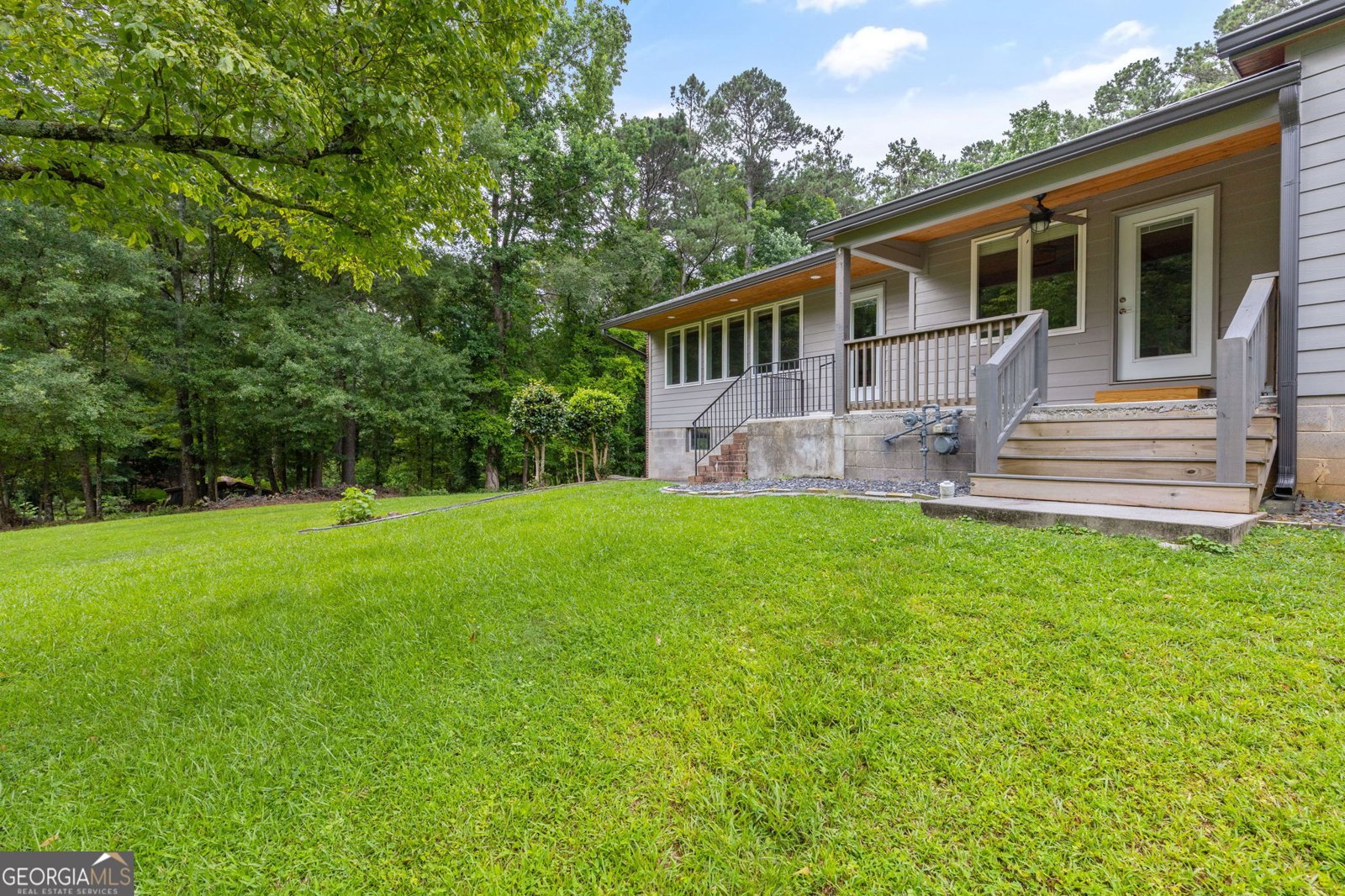 4847 Lakewood Drive Acworth - 66