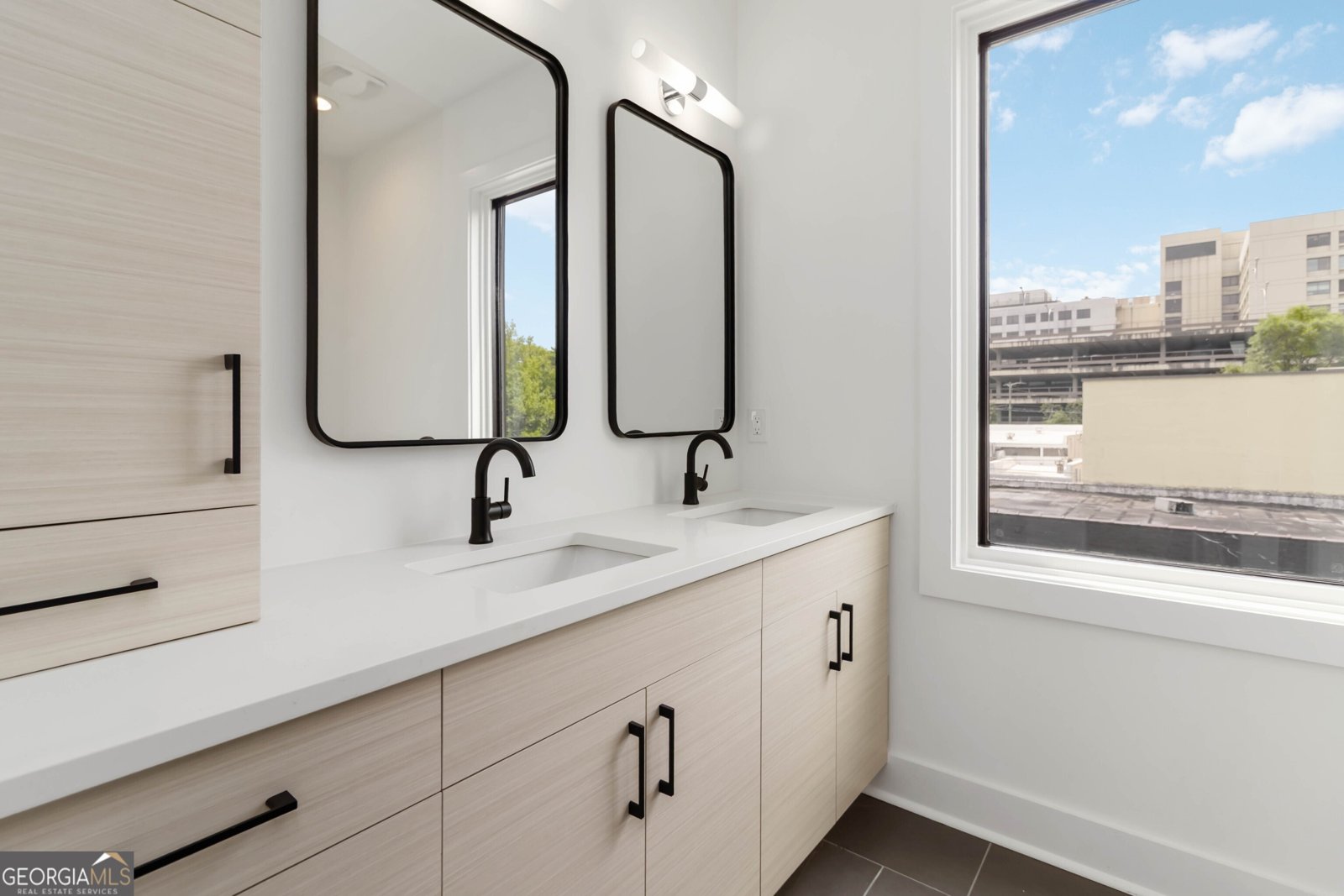 367 Parkway Drive Atlanta - 24