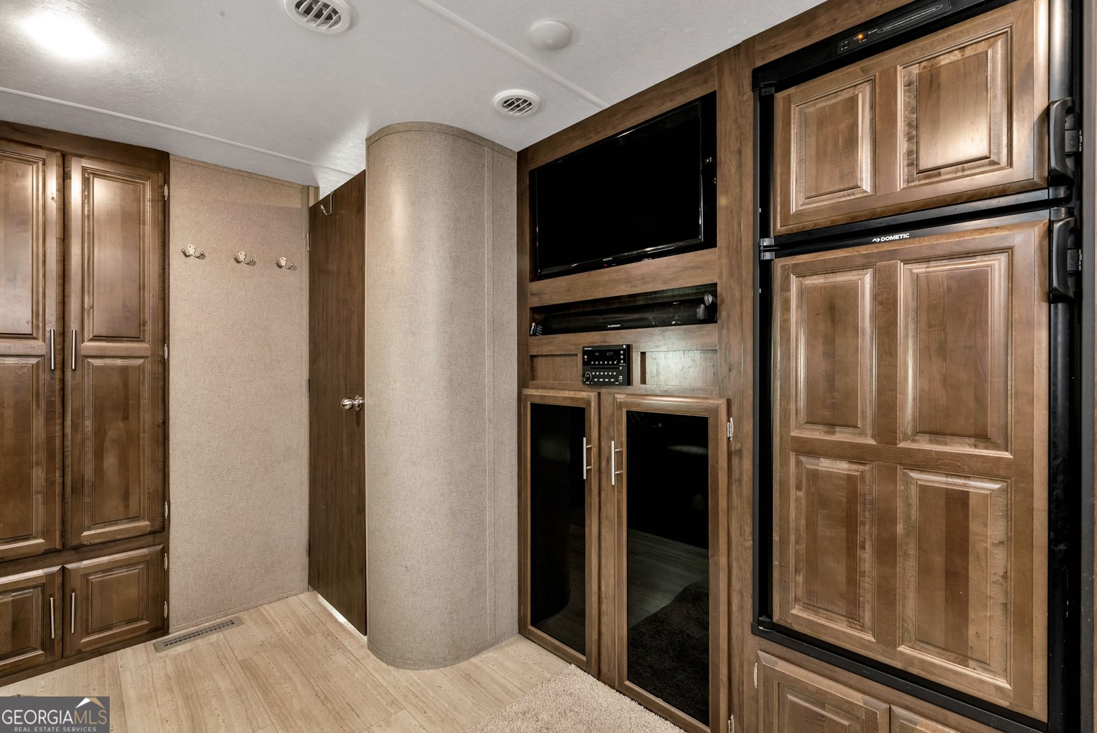 518 Riverside Drive Cleveland - 15
