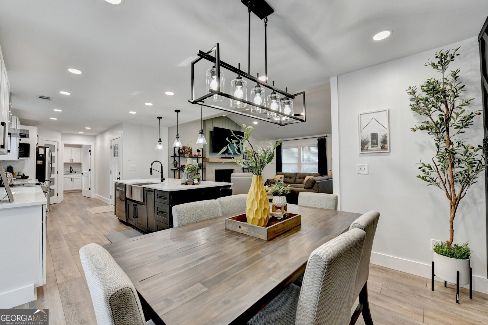 5441 Main Street Flowery Branch - 29