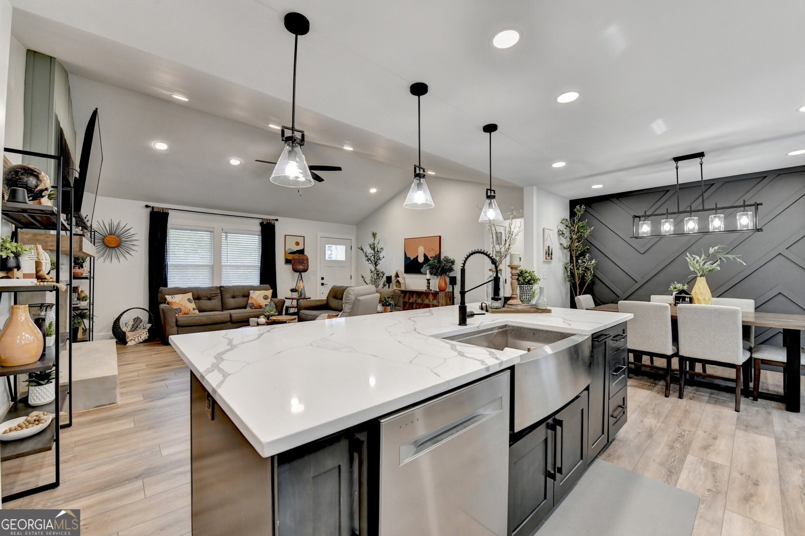 5441 Main Street Flowery Branch - 35