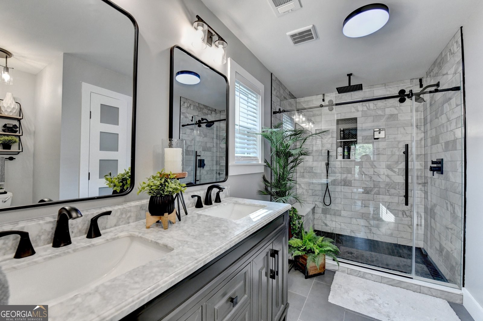 5441 Main Street Flowery Branch - 54
