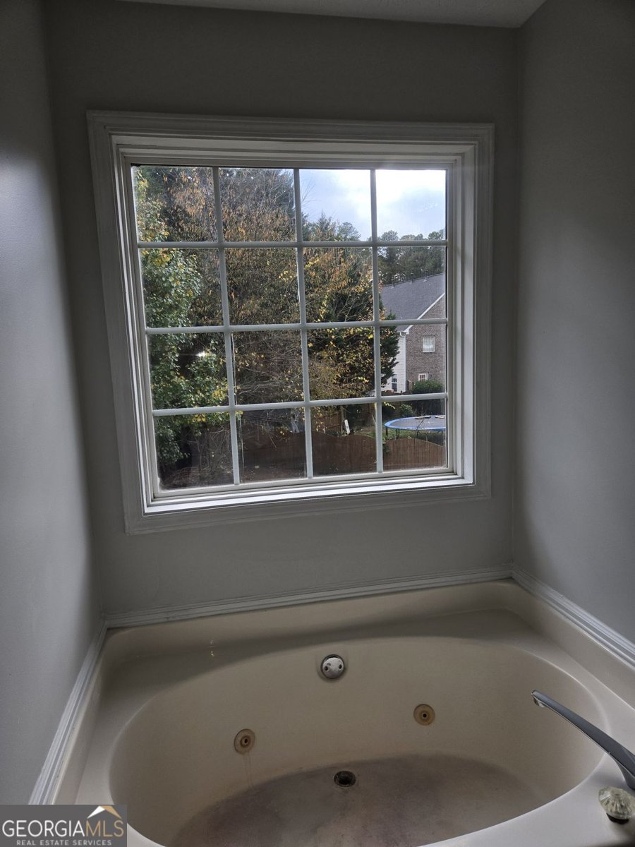 1090 Chapel Hill Drive Lawrenceville - 31