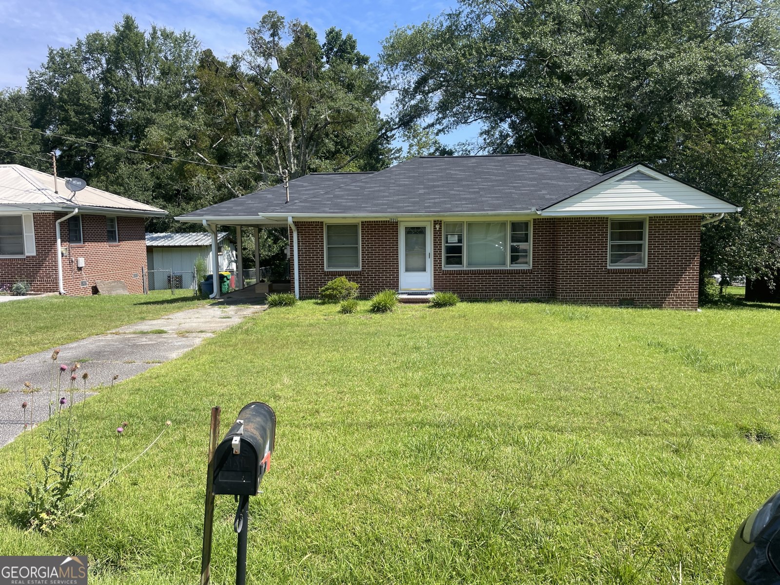221 James Street Winder - 1