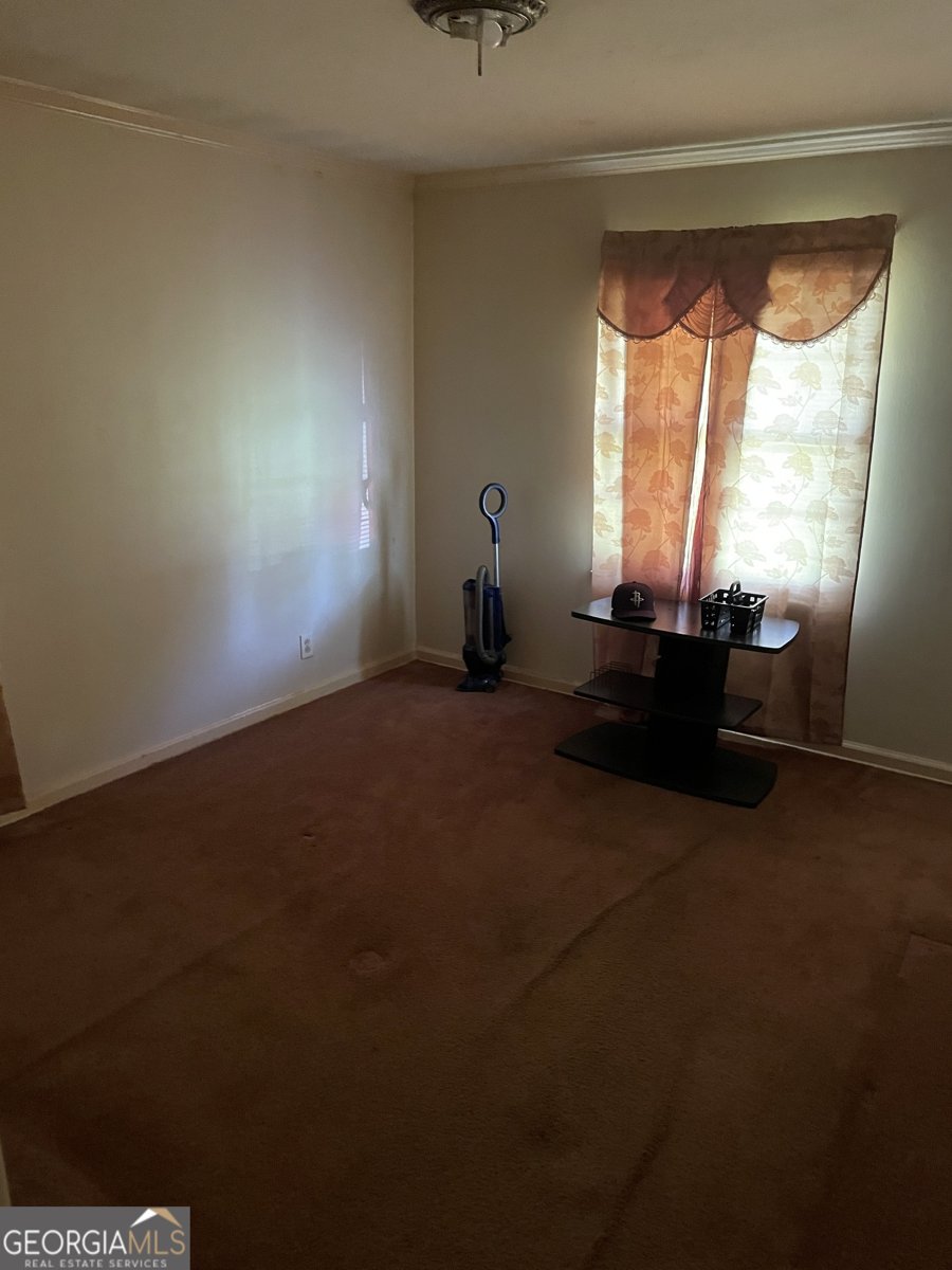 221 James Street Winder - 14