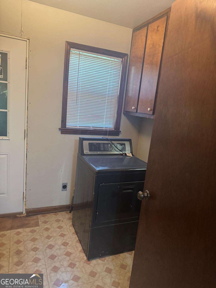 718 South Avenue Forest Park - 13