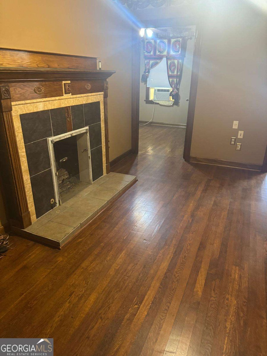 718 South Avenue Forest Park - 5