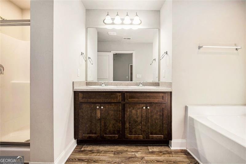 55 DONEGAL Court Dallas - 2