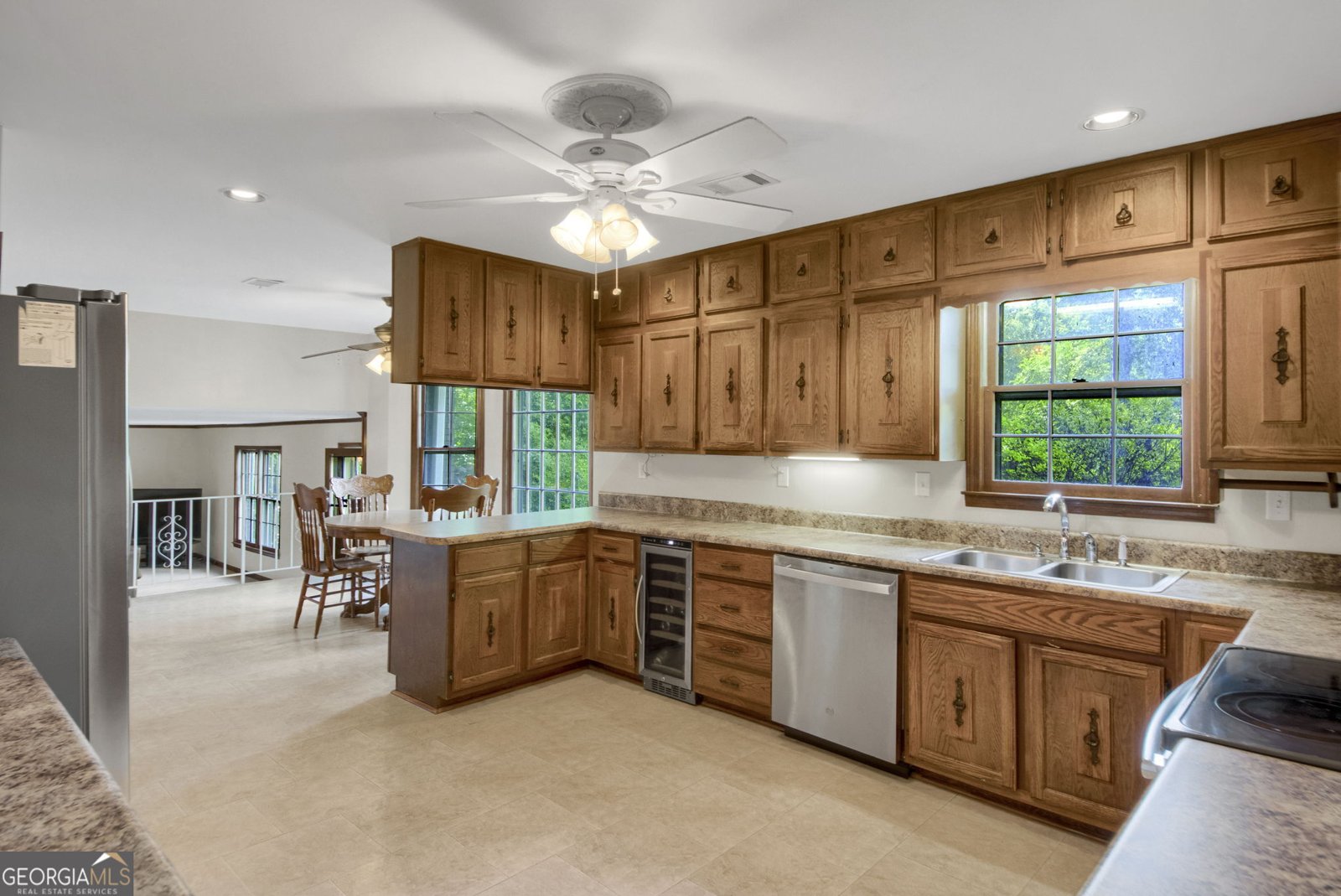 3606 Rainbow Circle Snellville - 7
