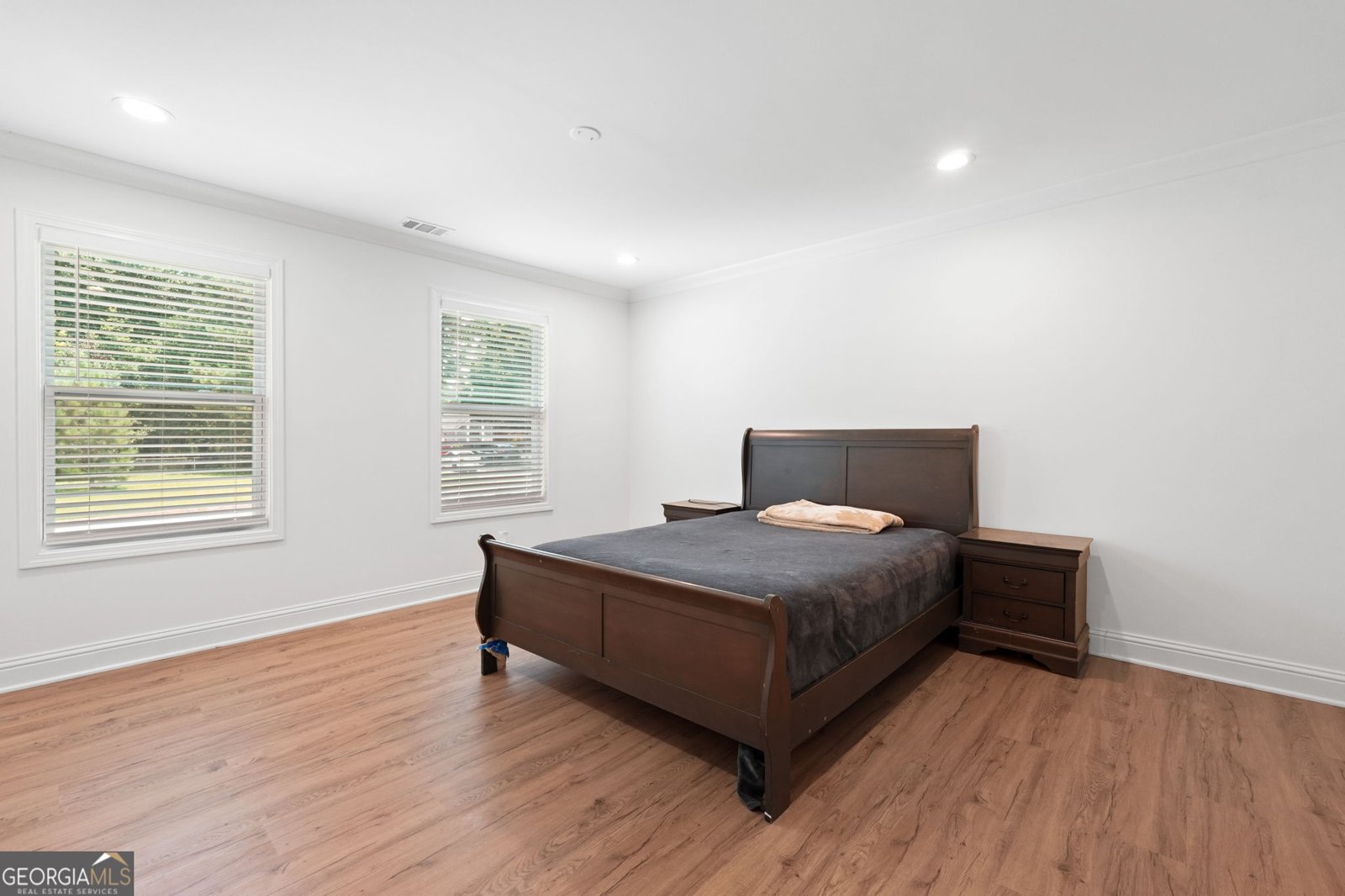 9477 Forest Knoll Drive Jonesboro - 26