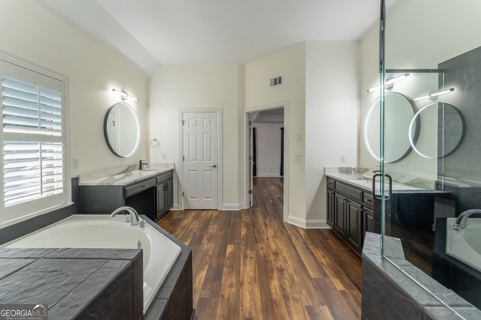 5885 Trailwood Court Suwanee - 28