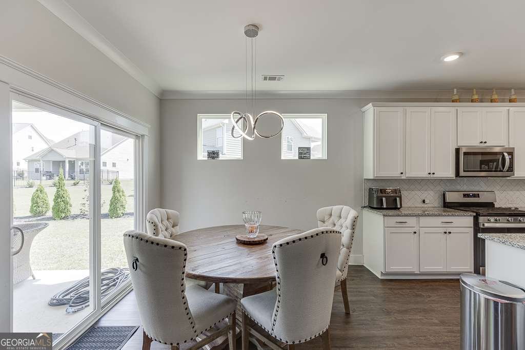 27 Sinclair Circle Hoschton - 14