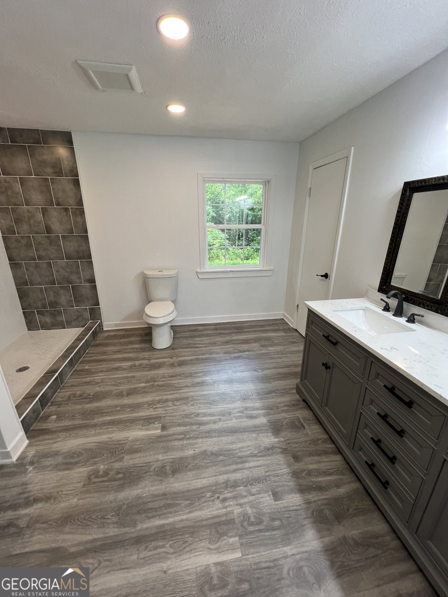 10591 Flat Shoals Road Covington - 7