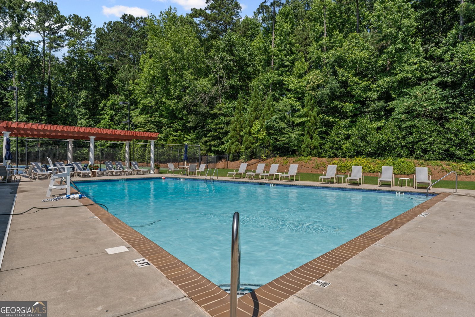220 Hollyridge Drive Roswell - 7