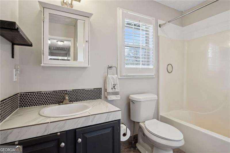6604 Windbrook Way Flowery Branch - 38