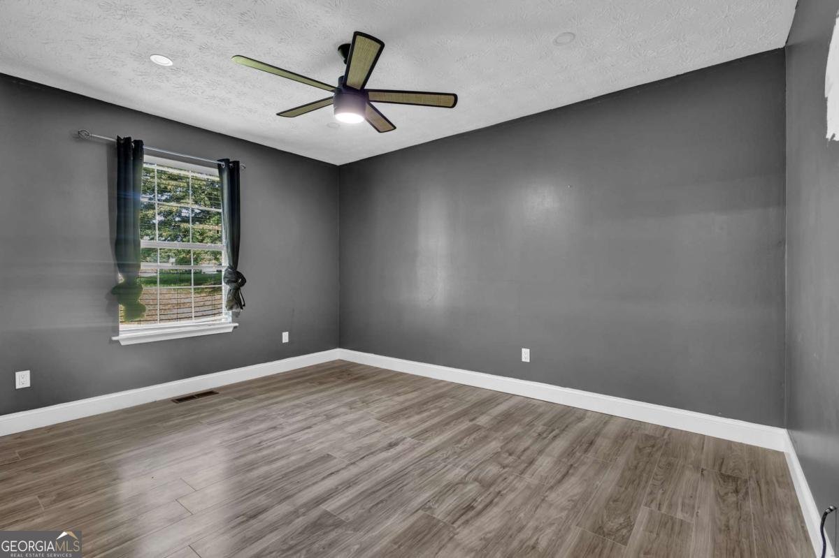 3860 Paint Cir Douglasville - 23