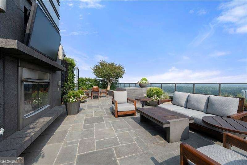 3630 Peachtree Road Atlanta - 25