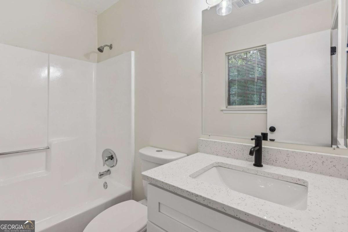 4030 Tanglewood Road Snellville - 12