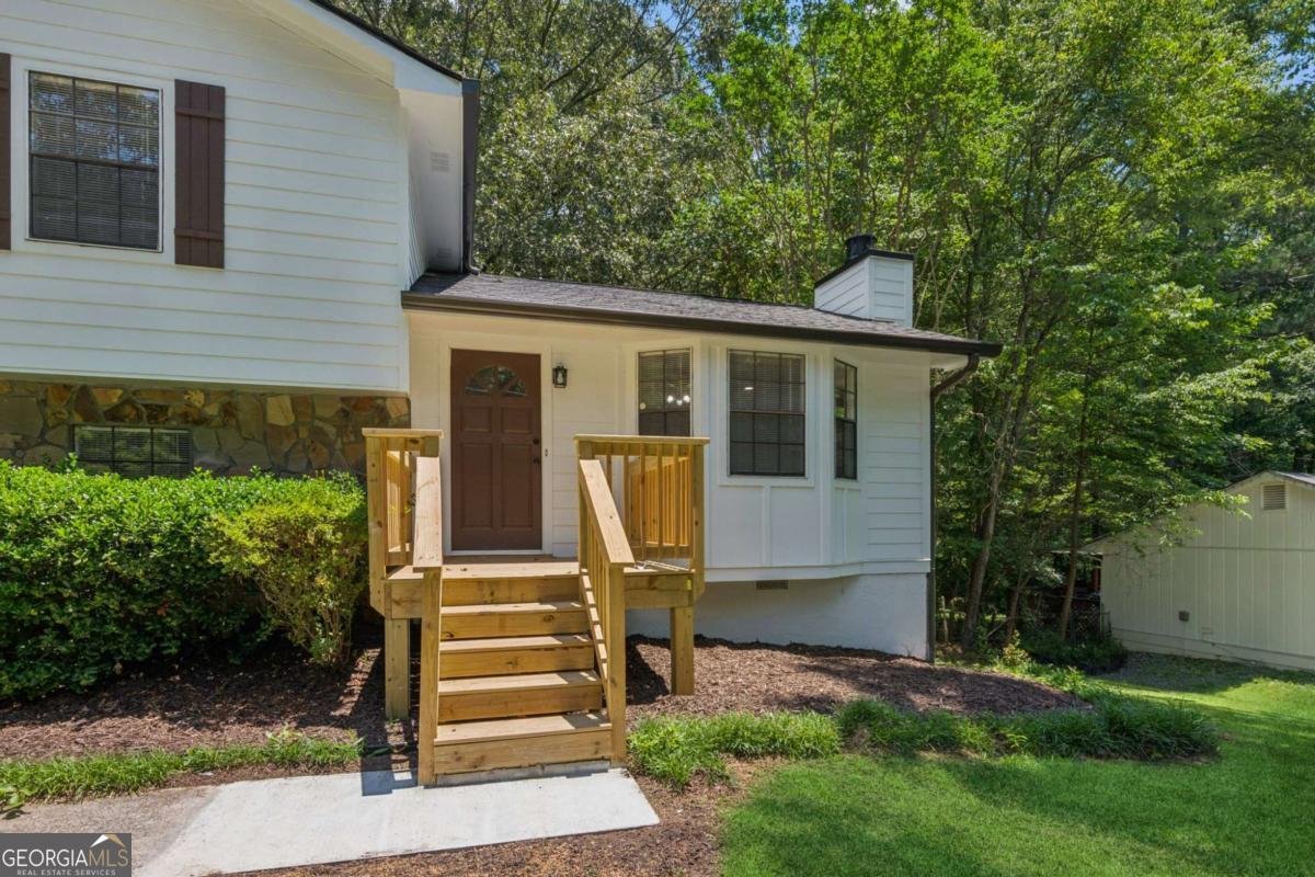4030 Tanglewood Road Snellville - 2