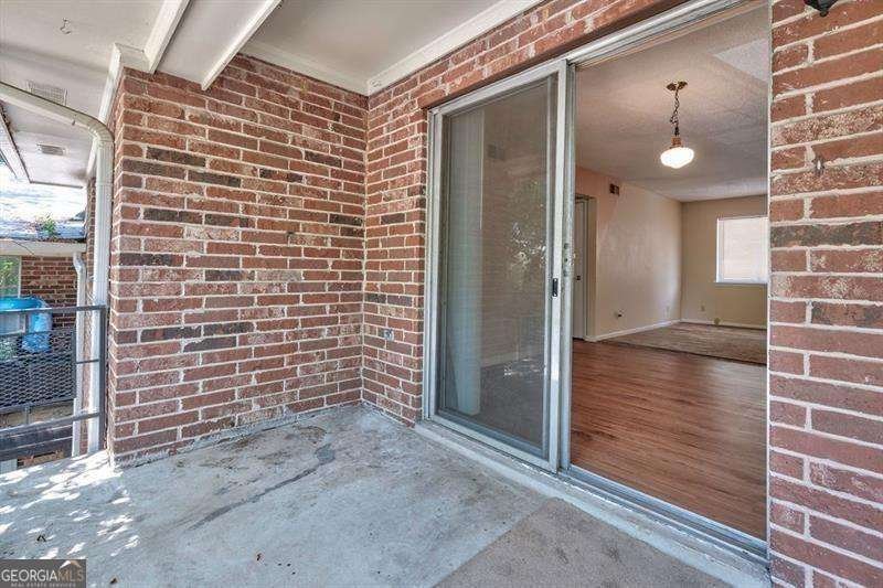 4266 Roswell Road Atlanta - 16