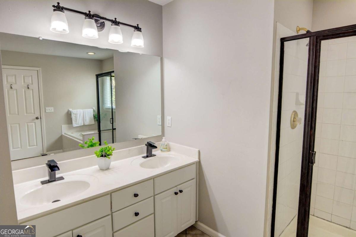 4785 Pomarine Circle Peachtree Corners - 30