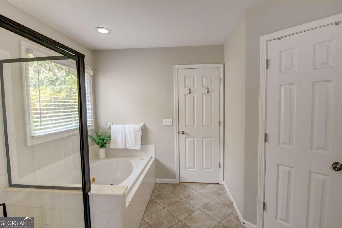 4785 Pomarine Circle Peachtree Corners - 32