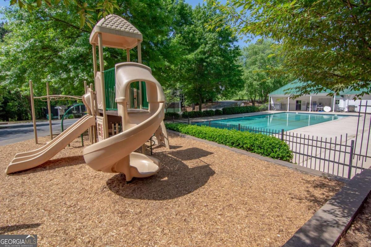 4785 Pomarine Circle Peachtree Corners - 47
