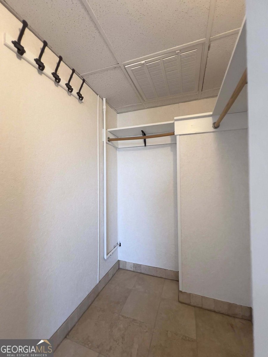 2285 Peachtree Road Atlanta - 14