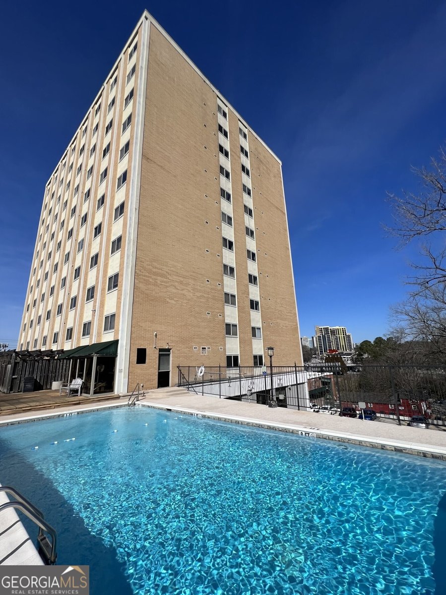 2285 Peachtree Road Atlanta - 22