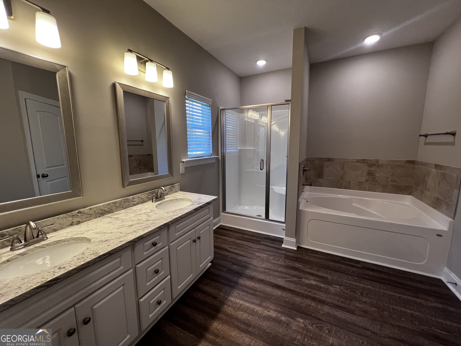 1045 Berkley Court Thomson - 16
