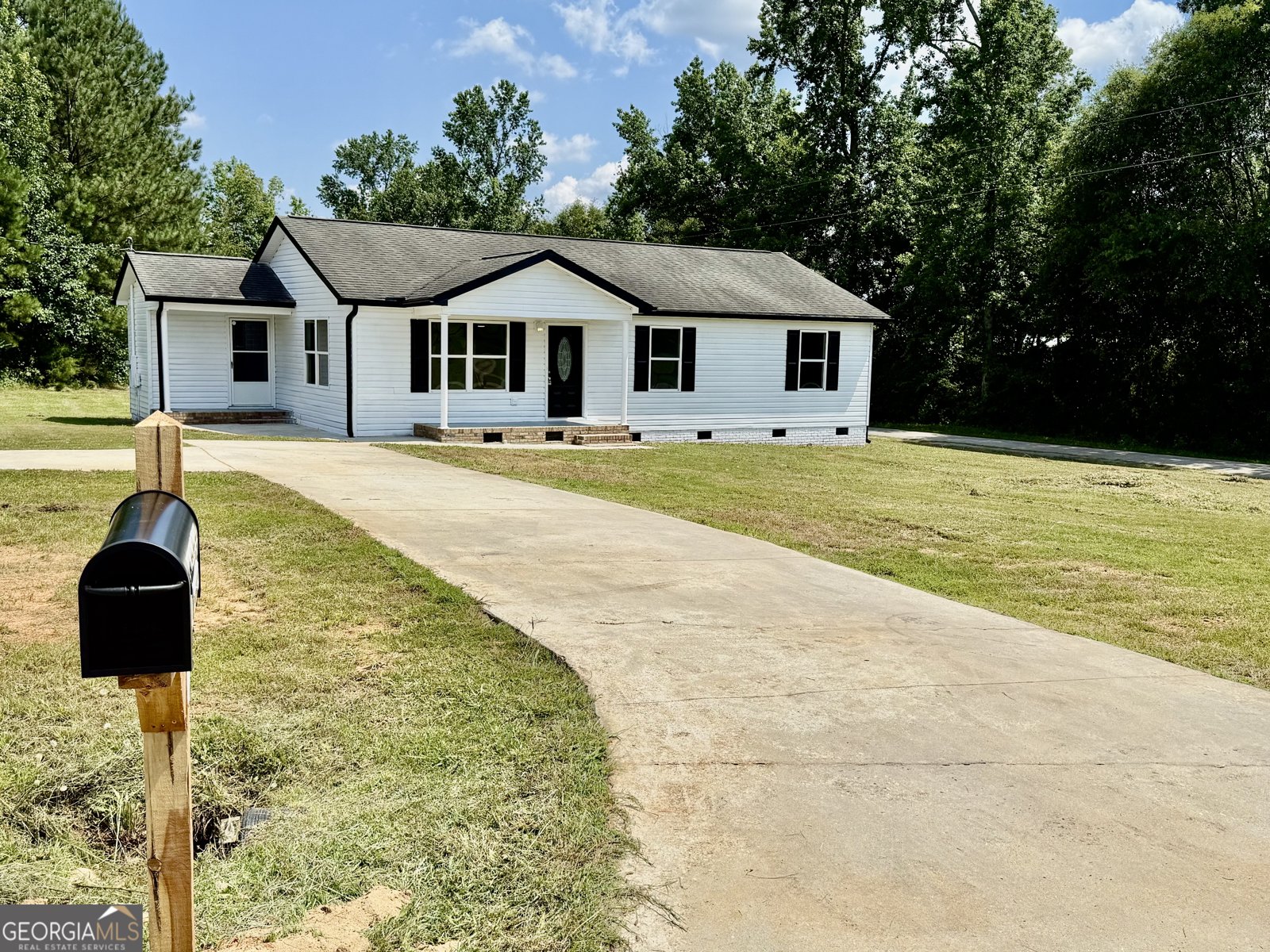 1021 Friendship Road Hartwell - 1
