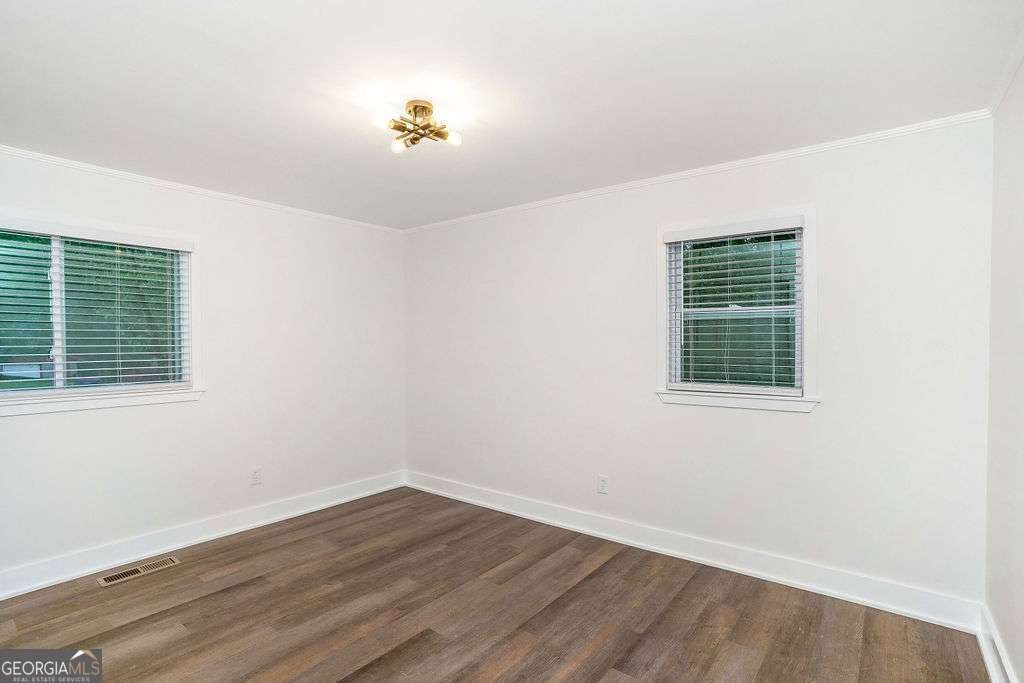 1091 PINE Street Conyers - 17