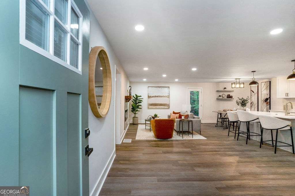 1091 PINE Street Conyers - 2