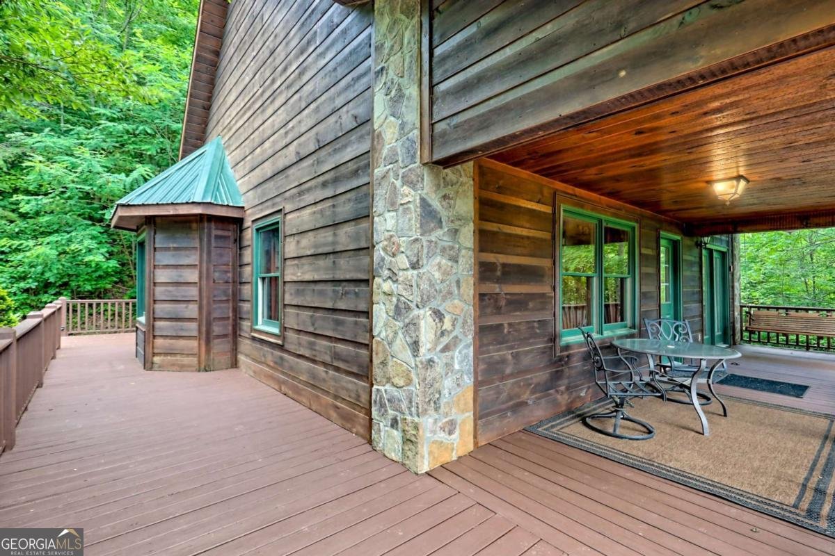 1702 Sheep Cliff Road Hiawassee - 29