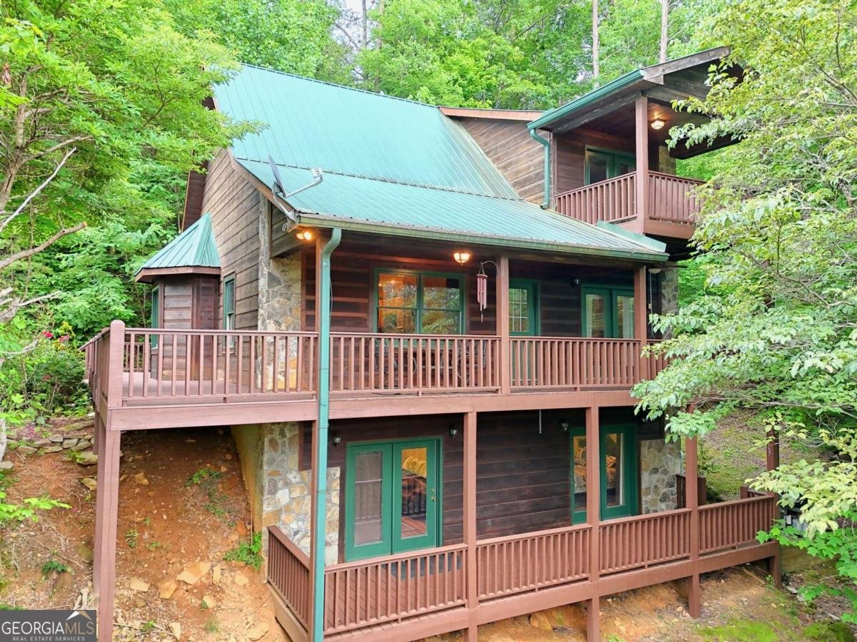 1702 Sheep Cliff Road Hiawassee - 73