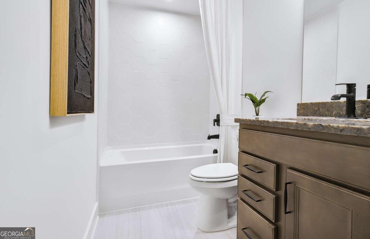 4885 Rosarian Drive Cumming - 9