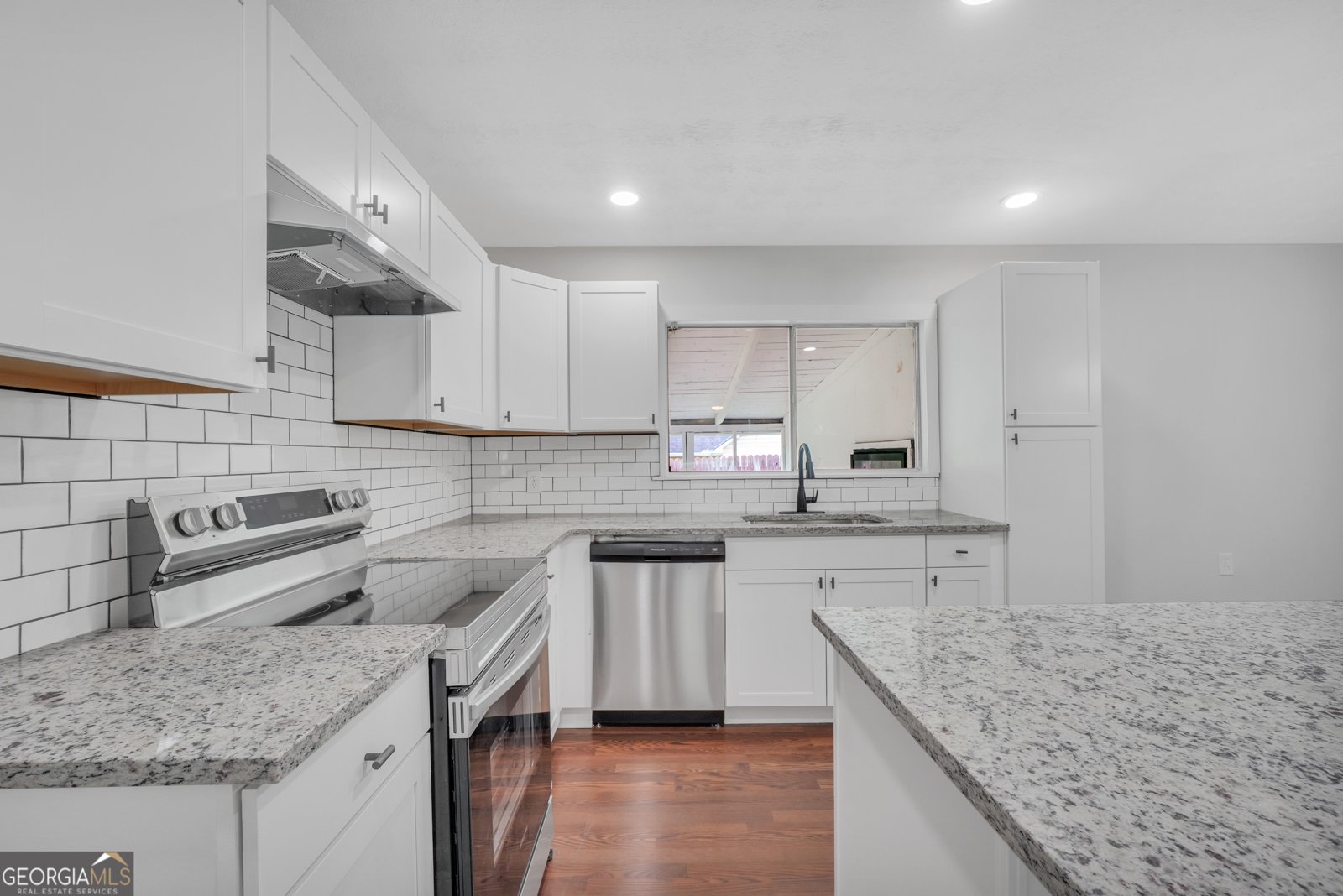 976 Forsyth Street Monticello - 14