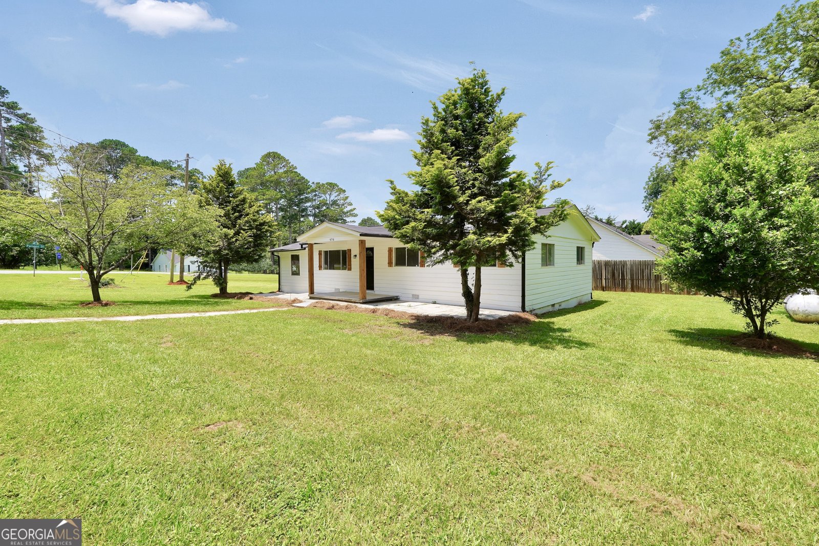 976 Forsyth Street Monticello - 3