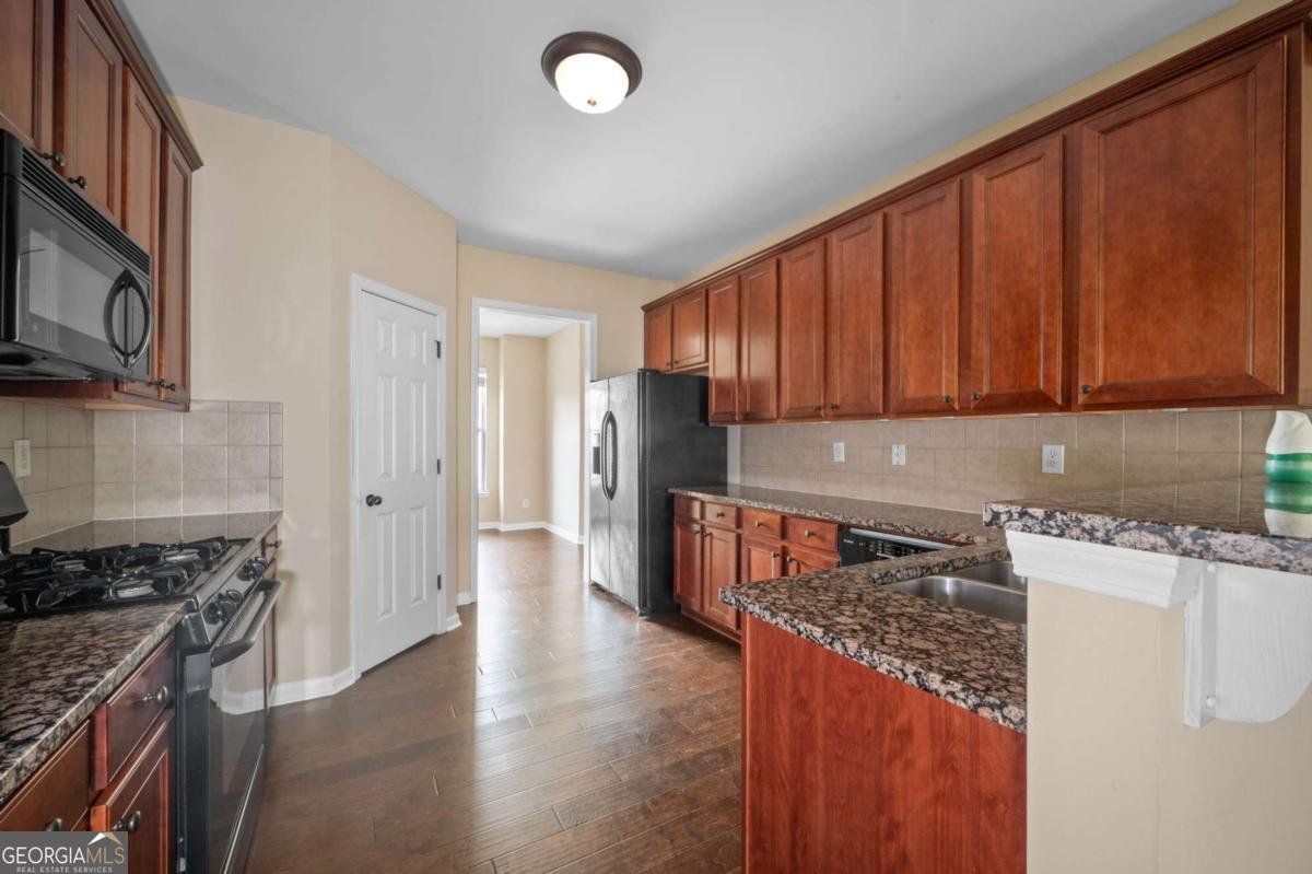 1768 Oakbrook Lane Kennesaw - 14