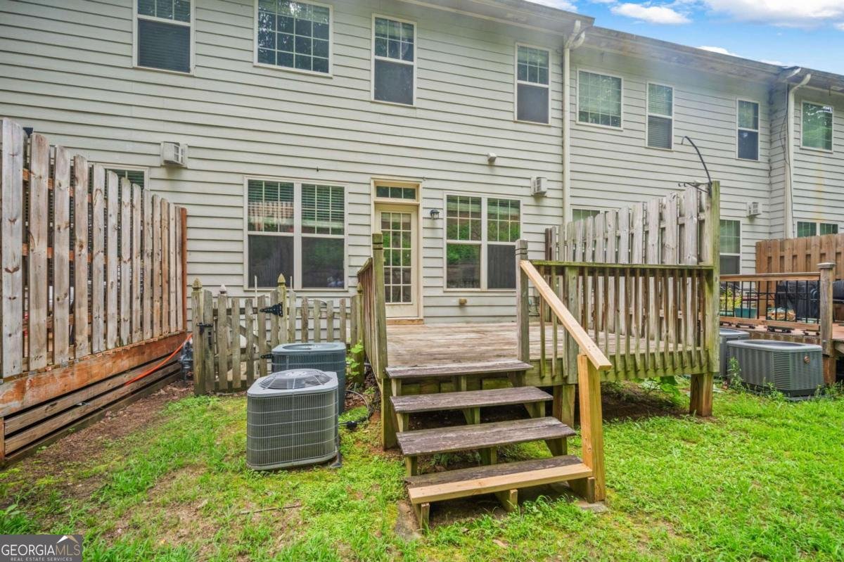 1768 Oakbrook Lane Kennesaw - 33